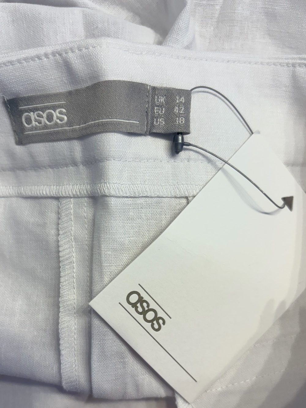 *NWT* ASOS Women’s White Mini Skort, Size 10 - Picture 7 of 9